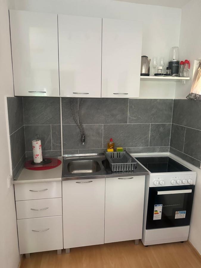 Apartman Lili Cetinje Eksteriør billede
